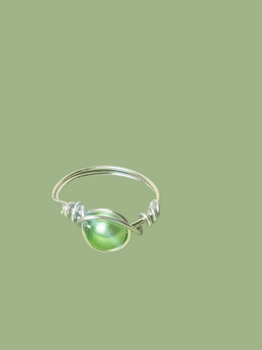 Light green glass pearl ring