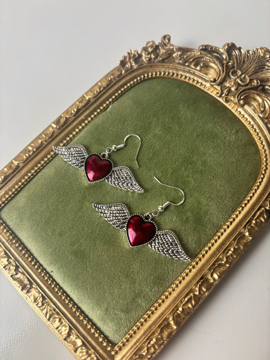 Heart wings earrings set